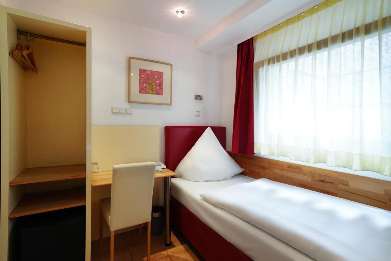 Hotel Im Kupferkessel Kolín nad Rýnem Exteriér fotografie