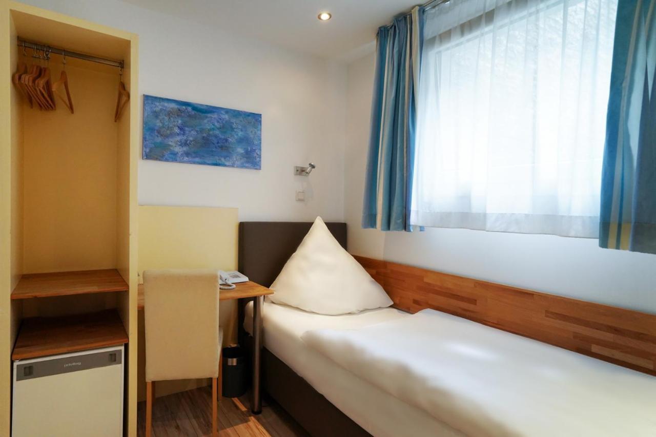 Hotel Im Kupferkessel Kolín nad Rýnem Exteriér fotografie